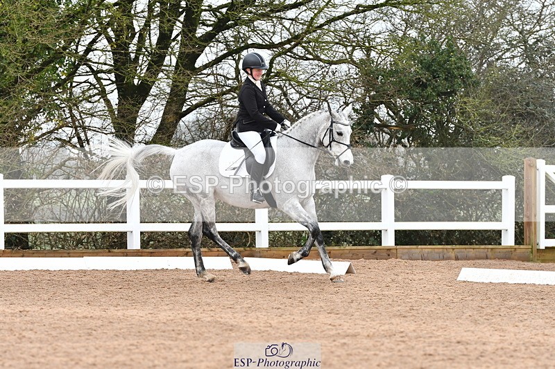 240121A-112921-00563 - Cls 5 Novice 37A