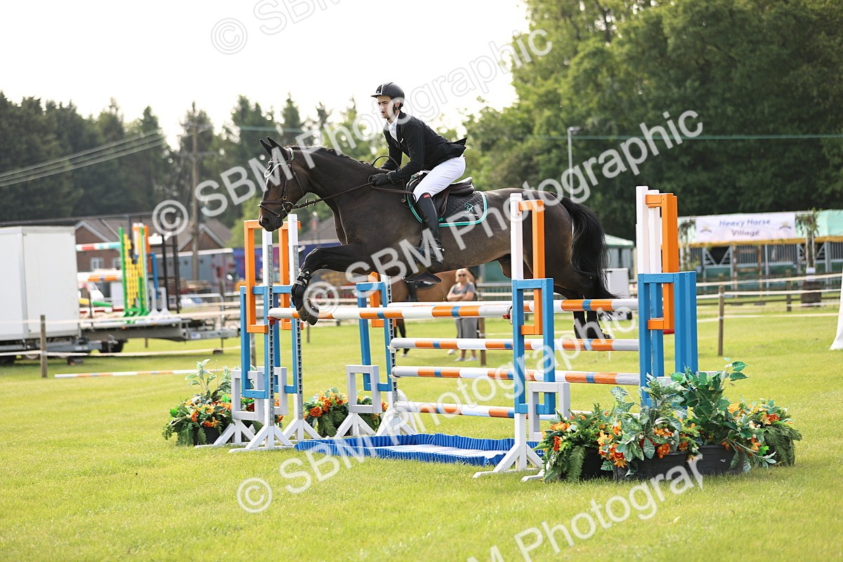 SBM_01138 - Class 200 - Martin Grant Homes Welcome Stakes 1.25m Open