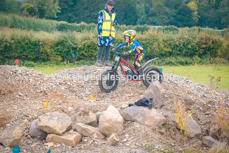 DSCF0545 - Ripon MC Trial 27/09- kids
