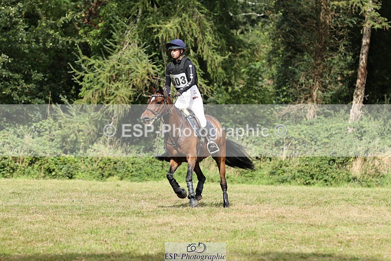 240825X-115231-32347 - 70cm XC 11.00 to 12.00