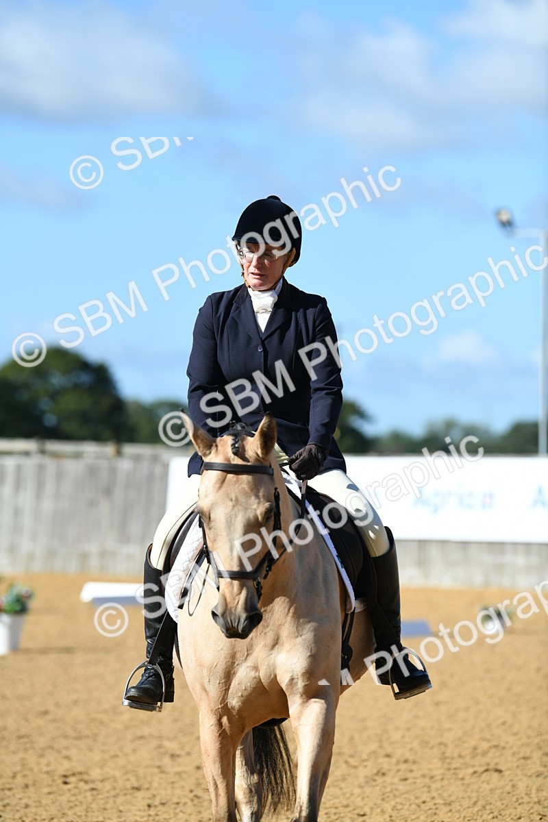 SBM_02795 - D7 Small Tour Championship Prelim 1