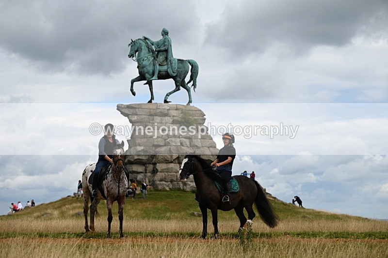 DSC_7177 - Time at Statue 12:45 to 13:15