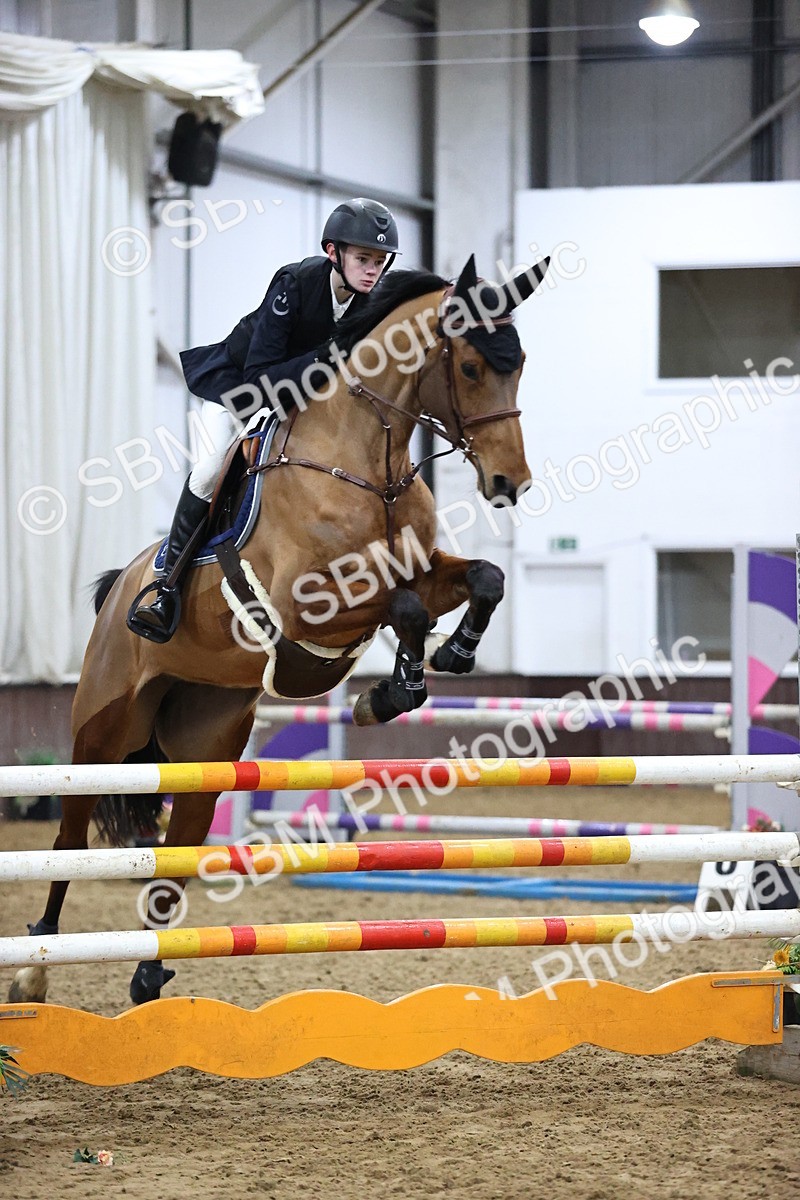 SBM_2560 - Class 9 - Senior Newcomers/ 1.10m Open