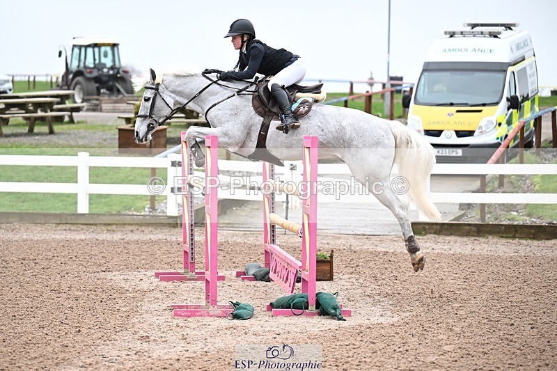 260130-130342-00477 - Cls 6 Foxhunter and 1.20m Open