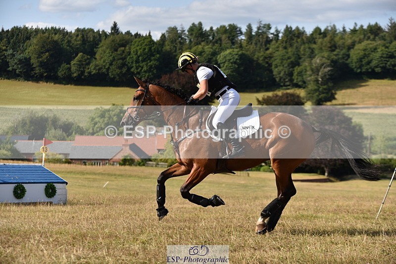 250802A-172432-08691 - H-351-Franky.Reid-Warrilow-DOLLEY.SYMPHONY.J.K