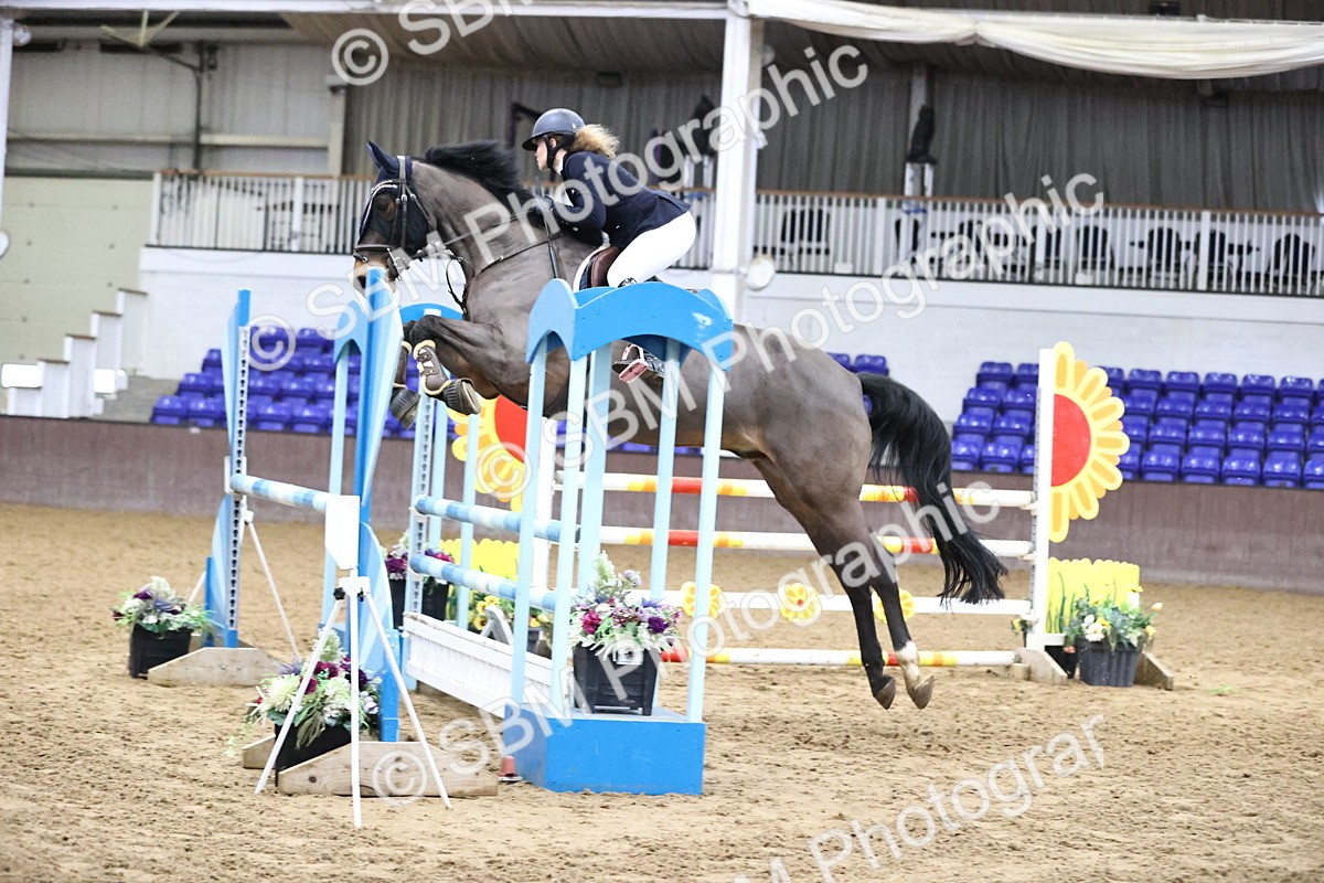 SBM_005553 - Class 17 - Senior Newcomers 1.10m