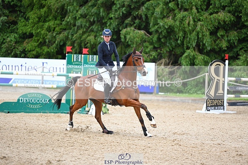 240525-153932-17839 - 531-KUNO_SMH-Isabel_White