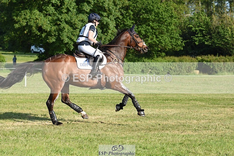 230527-180200-14284 - 168-PARKFIELD_ARTIE_BLOU-Laura_Collett-XC