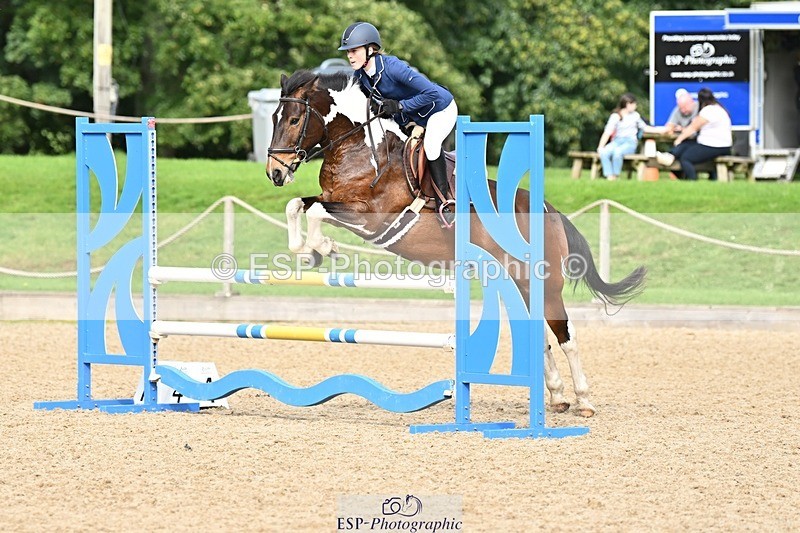 230930-115329-00423 - Cls 4 Pony Newcomers & 1m Open