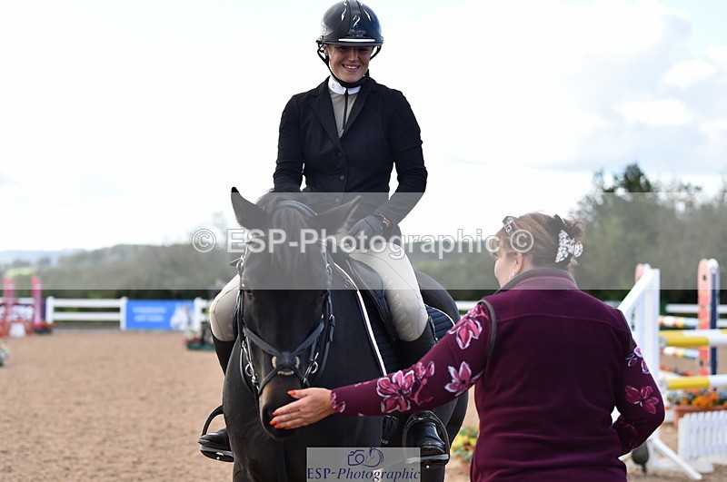 231014A-145510-05386 - Cls 15 1.05m Amateur Q 2nd R