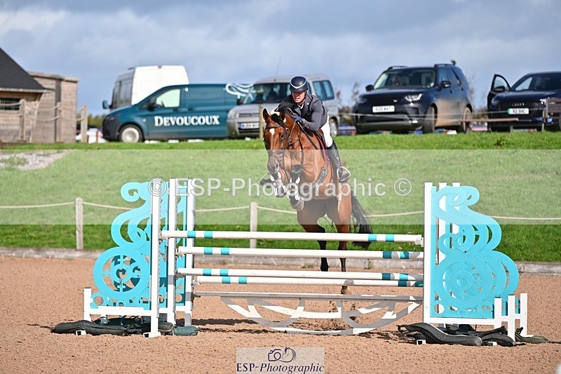 250912-104345-03962 - Cls 15 Snr Foxhunter