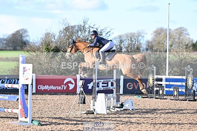 251203-125429-00583 - Cls 4 Newcomers and 1.10m Open