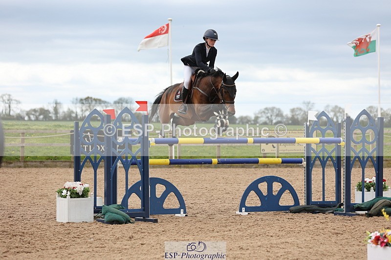 240419A-120308-06980 - Cls 6, 2 Star Medium Tour 1.35m