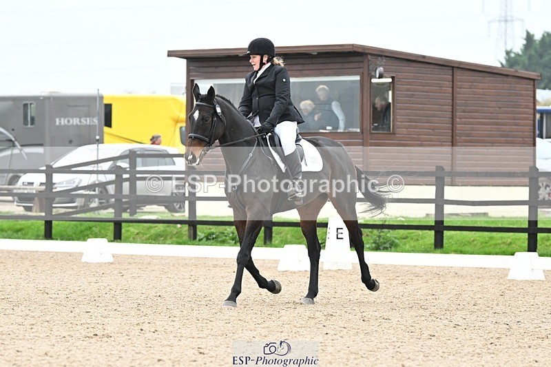 241103-100502-00260 - Intro 3 - 9.40 to 10.40