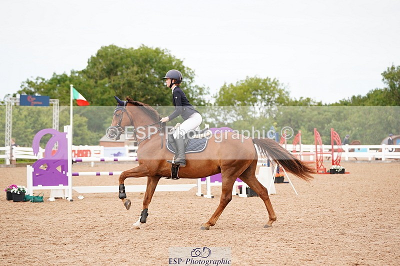 240803A-140212-08373 - Cls 38 1.05m Amateur Qualifier