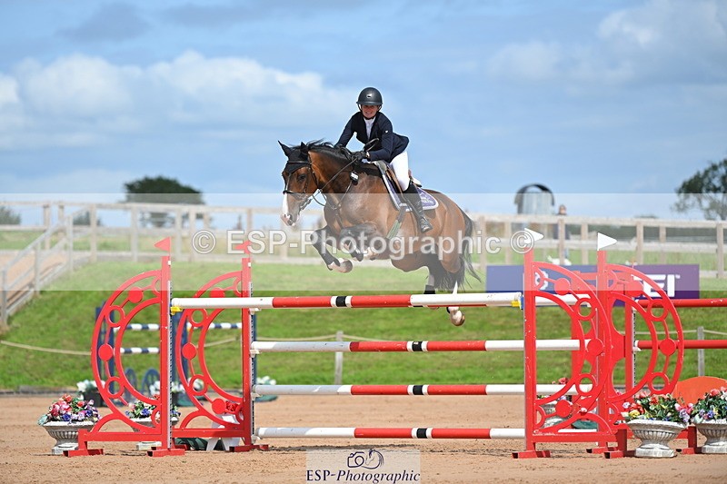 230721A-154833-07435 - Cls 10, 2 Star Big 1.45m Start to break