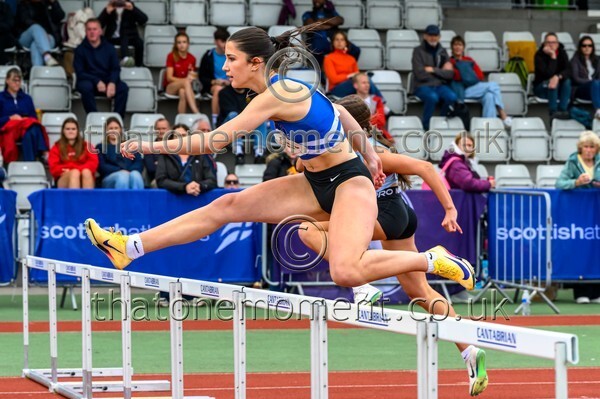 Nat26SUN-914166 - Track Female
