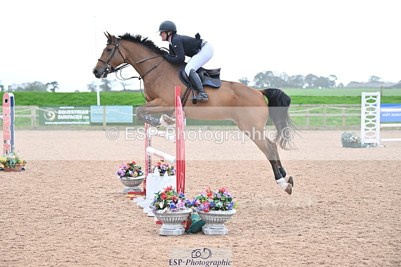 231013A-141914-02652 - Cls 9 Foxhunter & 1.20m Open