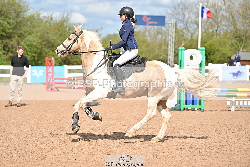 240504A-110543-00528 - Cls 14 & 15 Club & Schools 70cm