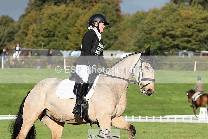 251024A-101141-07677 - D-342-Jessica.Saunders