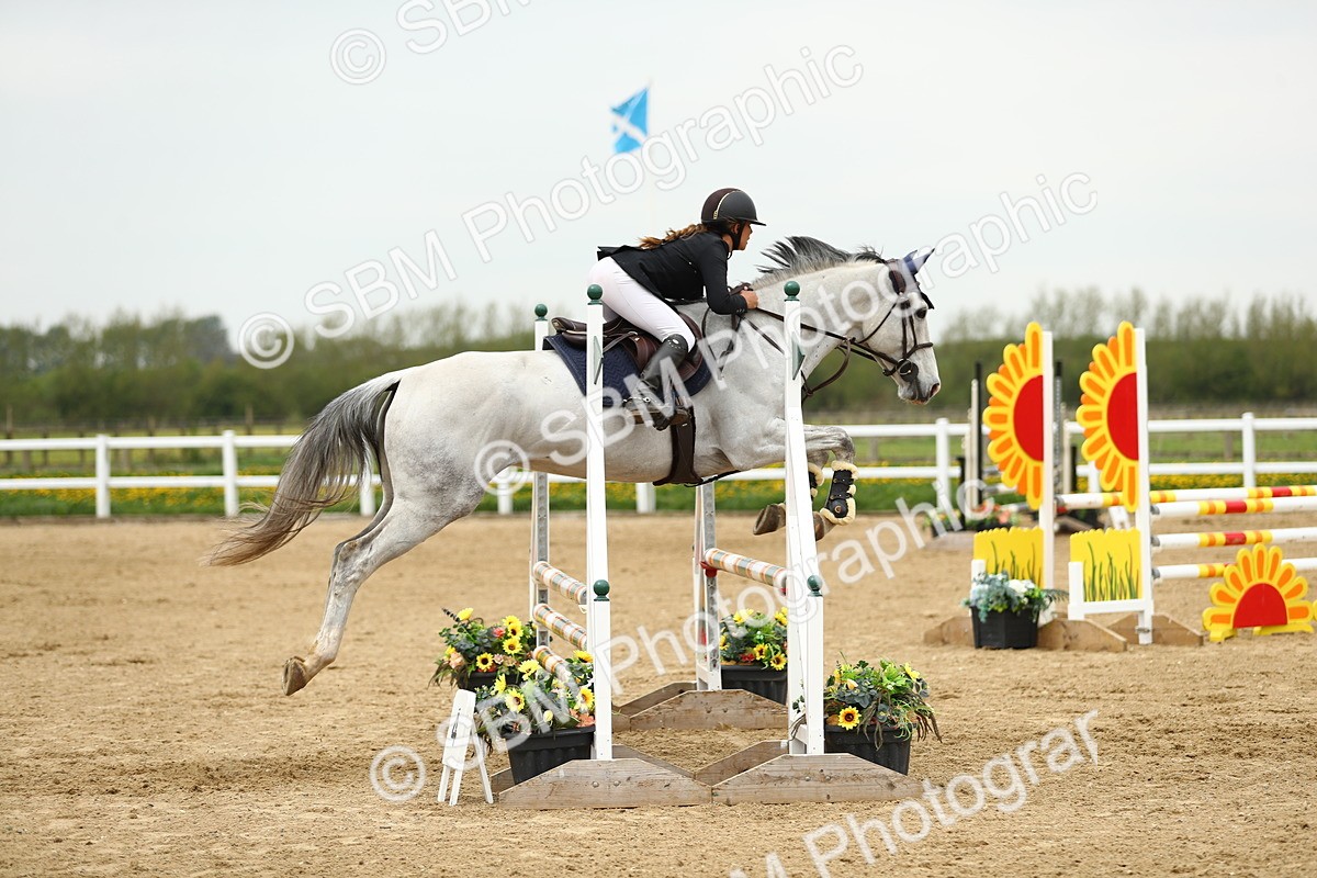 SBM_000589 - Class 2 - Senior British Novice 90cm