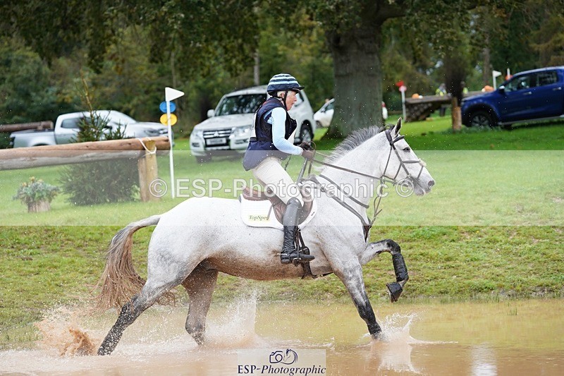 231021-115222-15642 - 624-CORRIEVIEW.OSCAR-Jane.Rogers-SC+XC