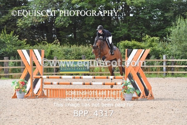 BPP_4317 - CLASS 12 SUN Senior British Novice/ 90cm Open