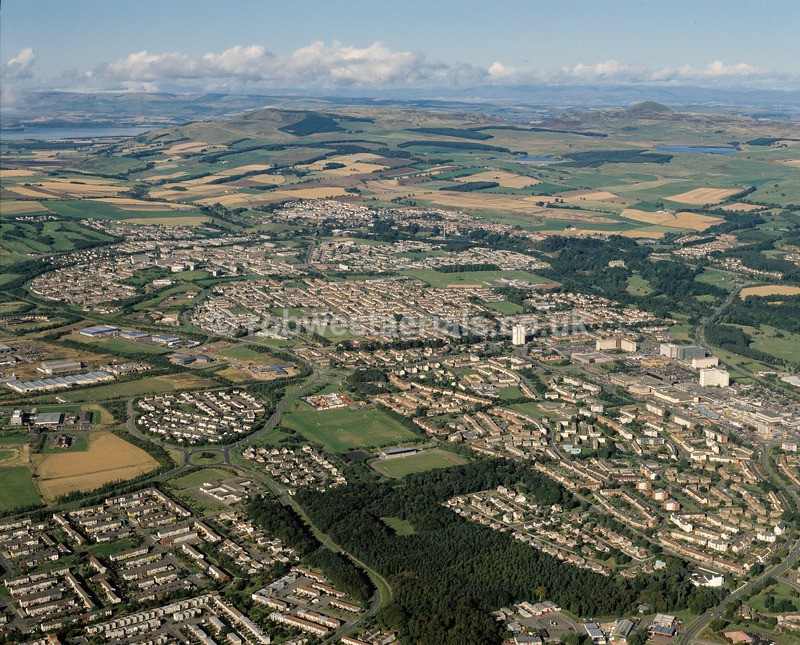 A00727C New town of Glenrothes in 1991 - Settlements, infrastructure and attractions