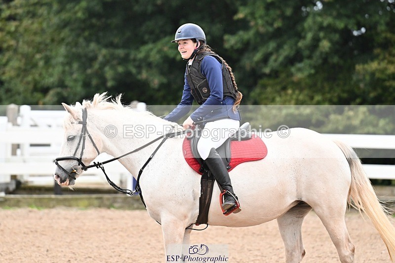 250920-101711-00172 - Cls 20+21 Club and Schools 60cm