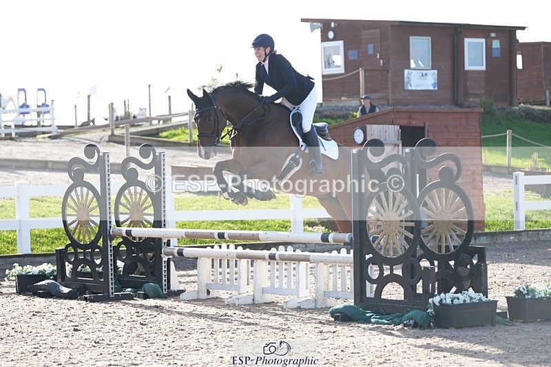 250911-090634-00025 - Cls 8 Clear Round