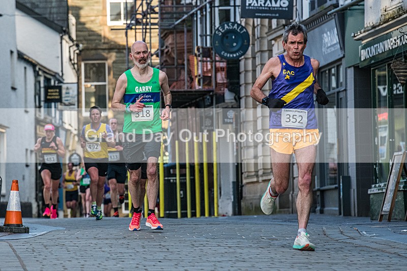 Keswick RTH-402 - Keswick AC Round The Houses Road Race Wednesday 24th April 2024