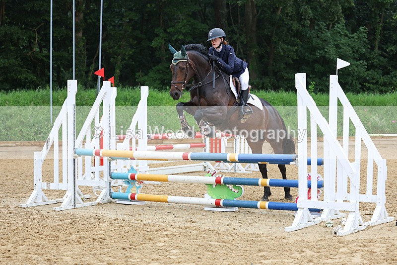 3E7A5367 - Class 4: Senior British Novice/90cm open