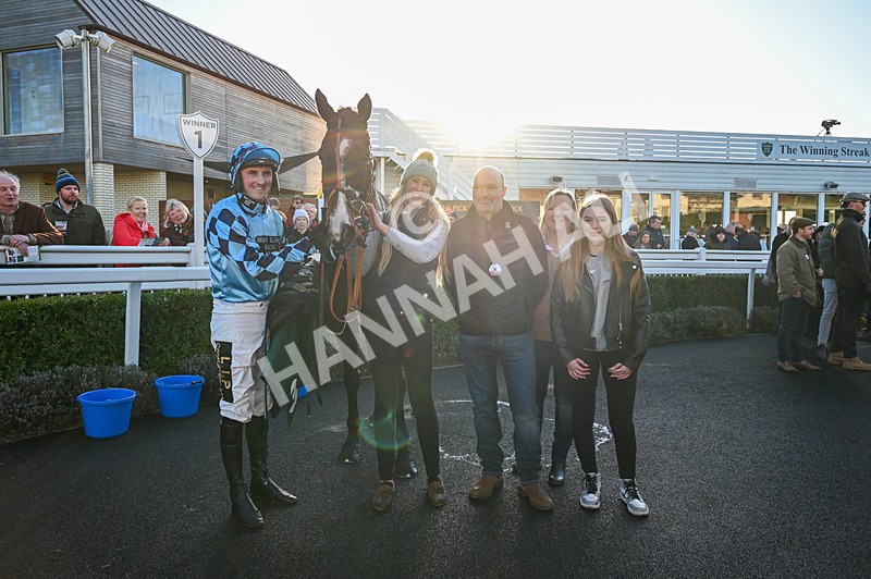 010124-Race 1-Backbyjet-5170 - Race 1