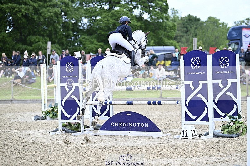 250525A-100250-15221 - A-063-Elizabeth.Barratt-RIDE.FOR.THAIS.CHAMAN.DUMONTCEAU