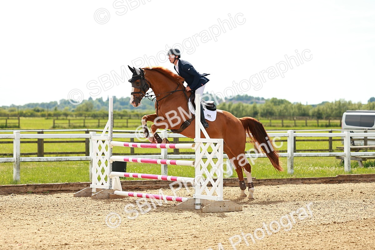 SBM_002420 - Class 4 - Senior Newcomers - 1.10m