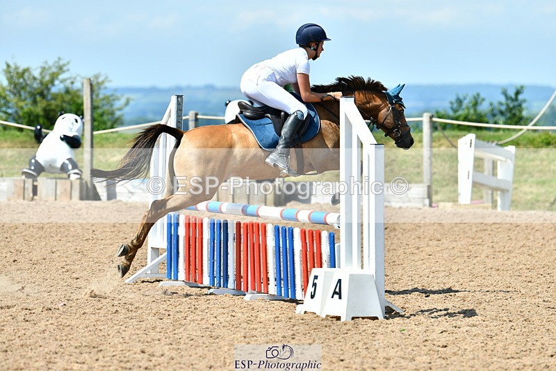 230625A-112636-03751 - Cls 34 Stepping Stones 128 + 138cm