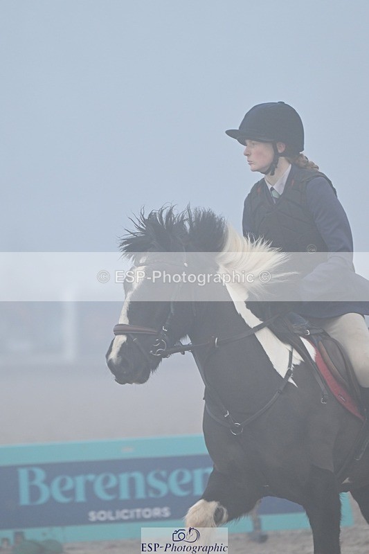 251115-094419-00016 - Cls 3 Pony Intro 70cm