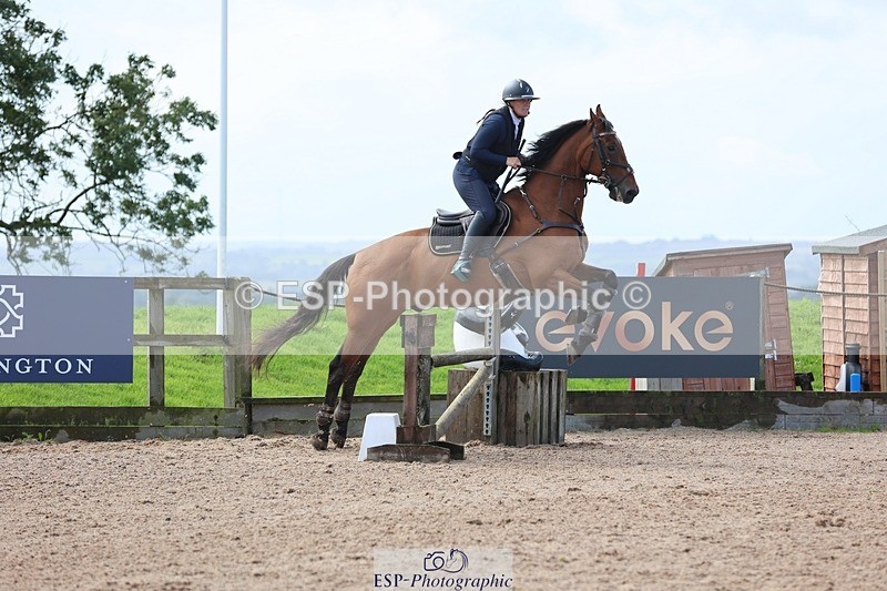 250911-140715-02314 - Cls 5 Chard Snr 90cm Speed Derby