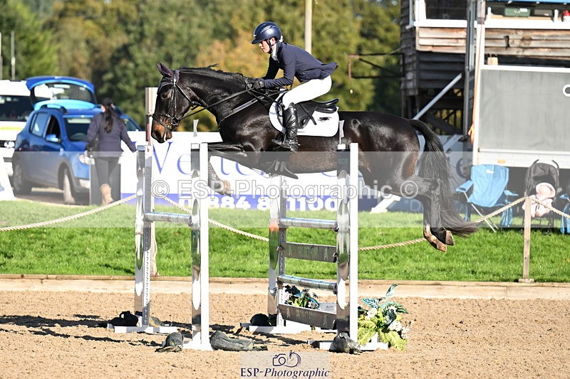 251024A-110940-06713 - B-162-Elle.Slack