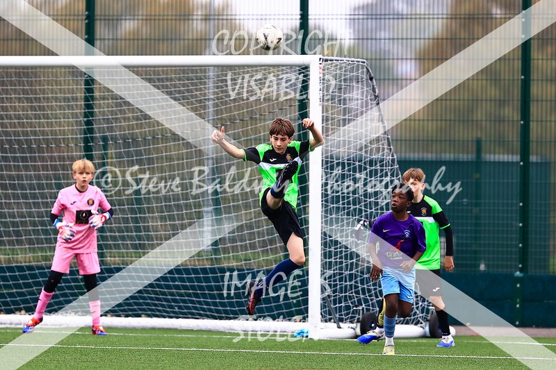 1DX30320 - 2025-10-12 FC Abbey Meads U14 Orange V Kingsdown Lions U14