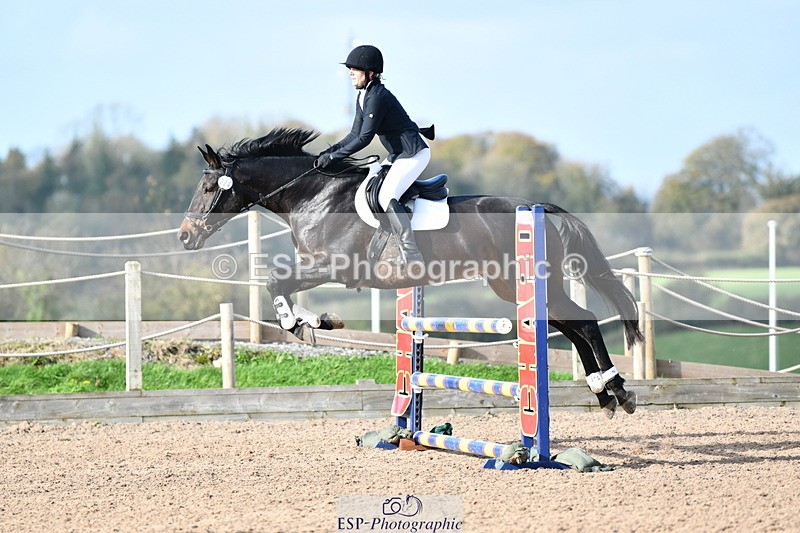 241026A-120112-01110 - SAT Cls 26+27 Club and Schools 90cm