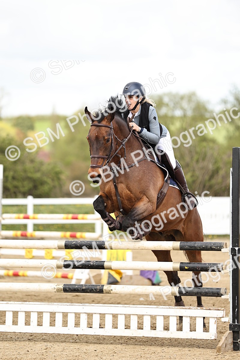 SBM_001255 - Class 4 - Senior Newcomers - 1.10m