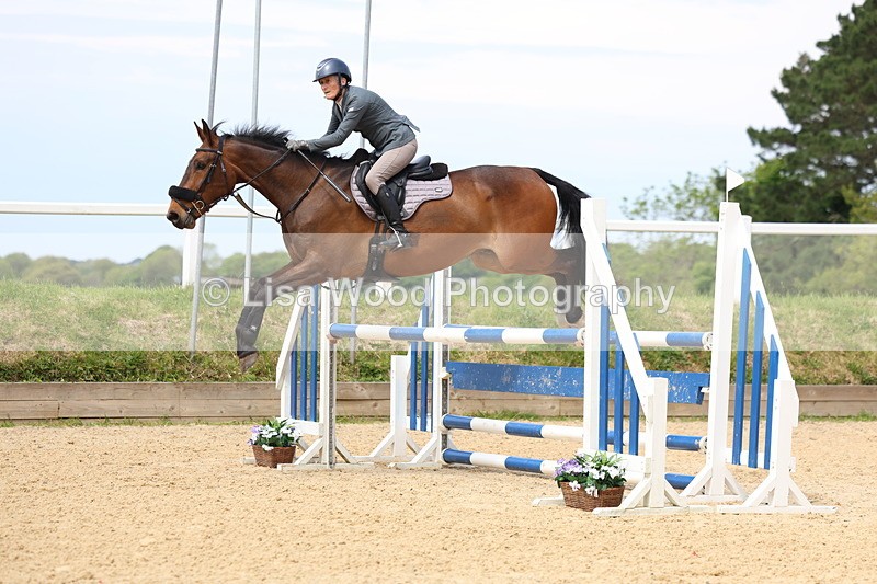 3E7A9291 - Class 7: Senior 1.05m