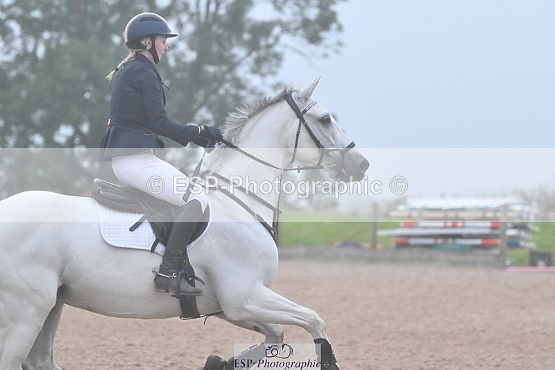 240813-194957-01043 - Classes 7 A&B 90cm