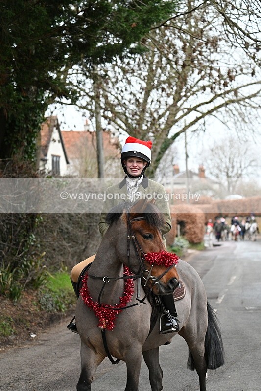 WJ7_1050 - Pub Corner