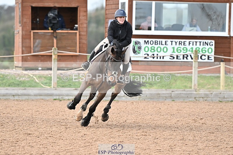 240315A-125407-01072 - Cls 3 Snr Foxhunter