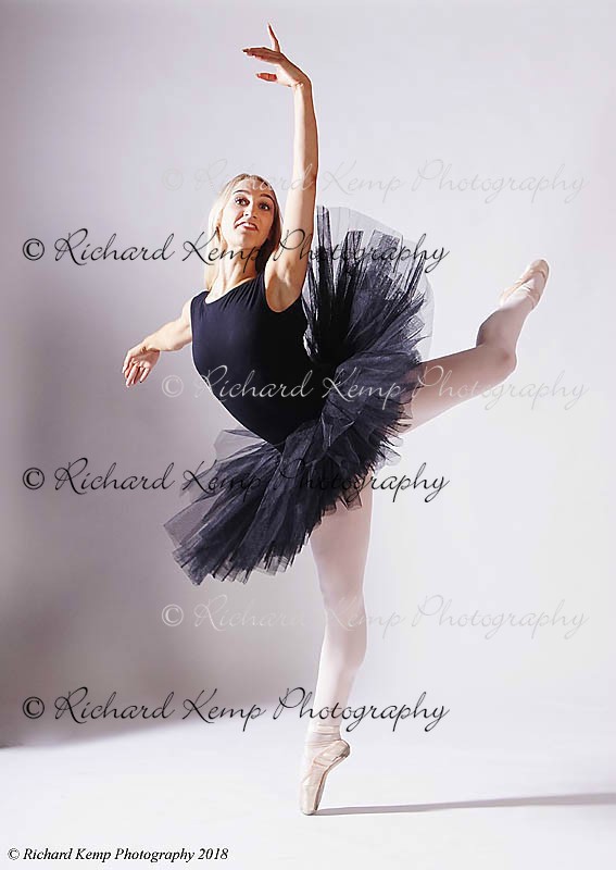 190818-9415w - Performance