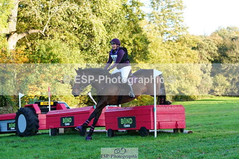 251025A-164838-22069 - H-655-Sarah.Sharp