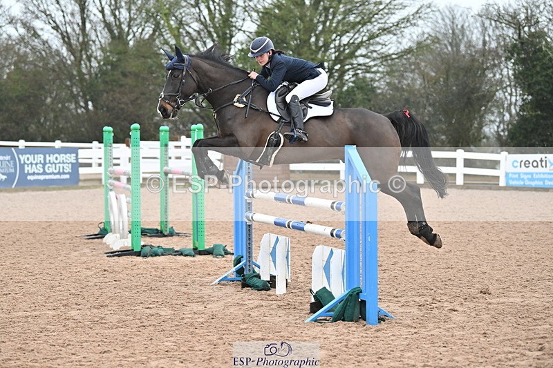 240225A-121704-05156 - Cls 21 Newcomers and 1.10m Open