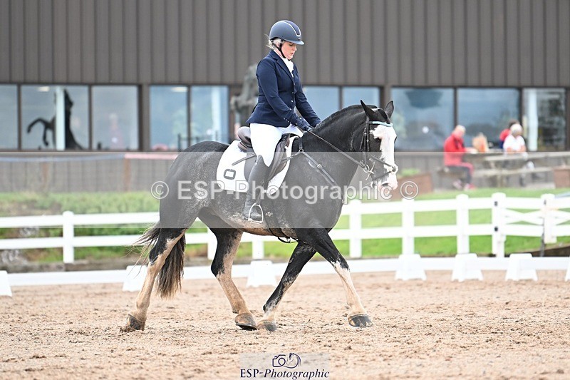 250907-123342-08359 - 061-christine.harrisonRed.Flair